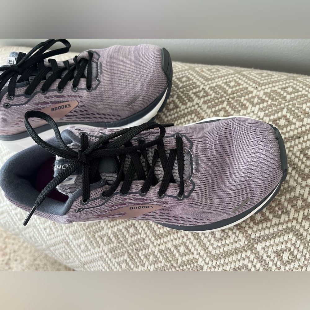 Brooks Women's Athletic Shoes Ghost- Purple and Gray - Picture 2 of 11